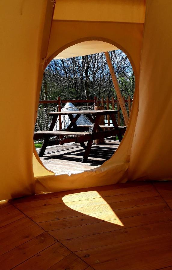 Le Tipi A Marie, Deconnectez- Vous !!! Hotell Cambounes Eksteriør bilde