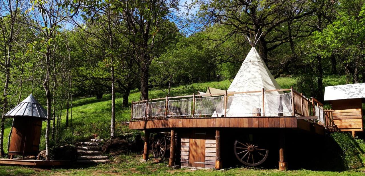 Le Tipi A Marie, Deconnectez- Vous !!! Hotell Cambounes Eksteriør bilde